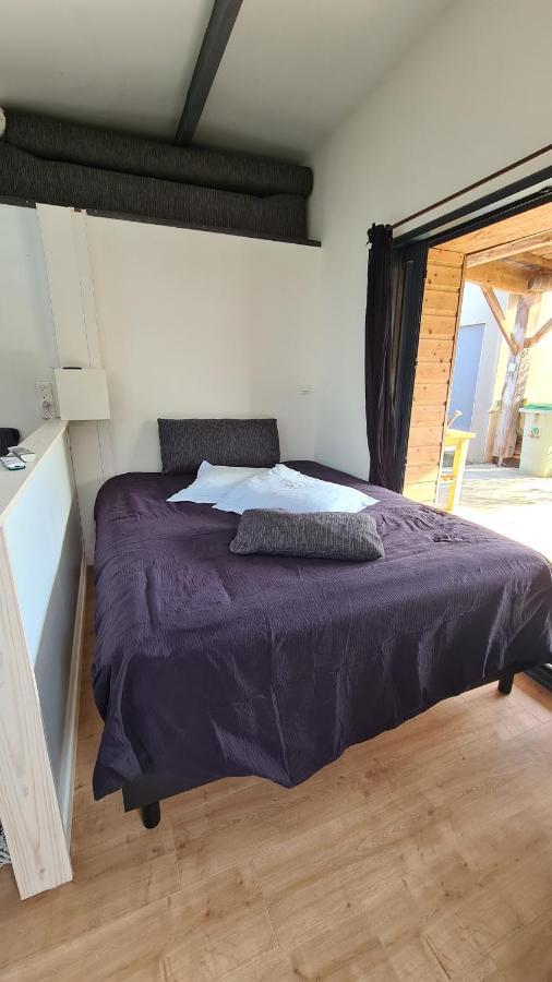 Charmant Logement Avec Parking Apartment Orvault Bagian luar foto