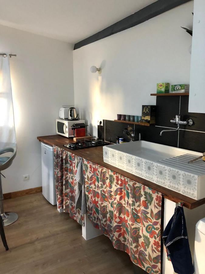 Charmant Logement Avec Parking Apartment Orvault Bagian luar foto