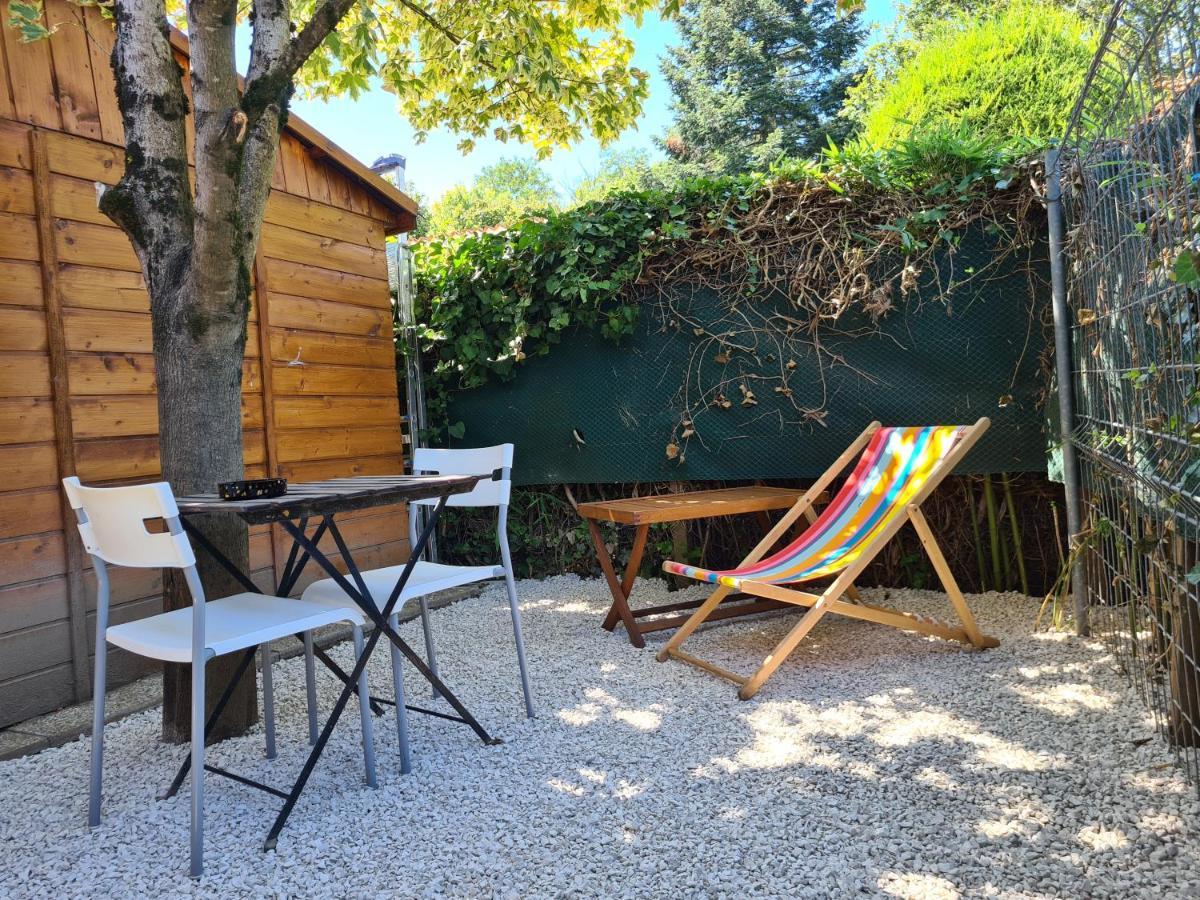 Charmant Logement Avec Parking Apartment Orvault Bagian luar foto